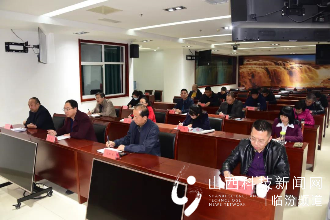 市生态环境局召开学习贯彻党的十九届六中全会精神动员会议3